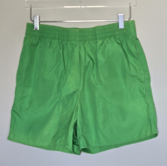 Aritzia Babaton 100% Poplin Cotton Green Pull-On Shorts Relaxed Fit 5" Inseam M - Picture 2 of 8